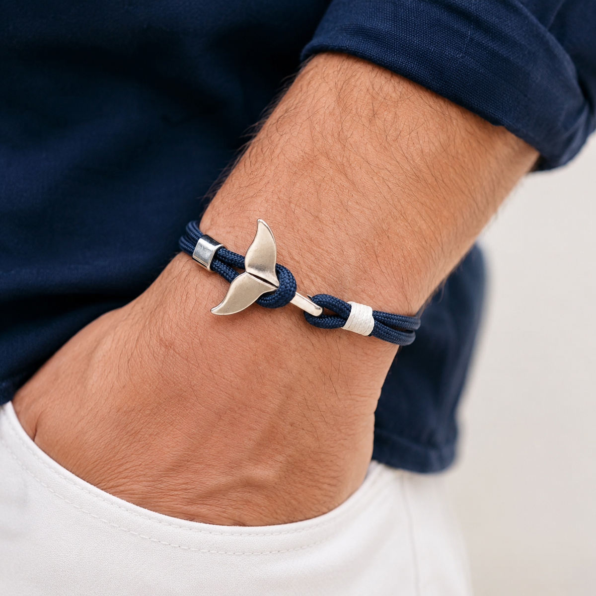 Whale Tail Armband, Flätat Armband med Valfena